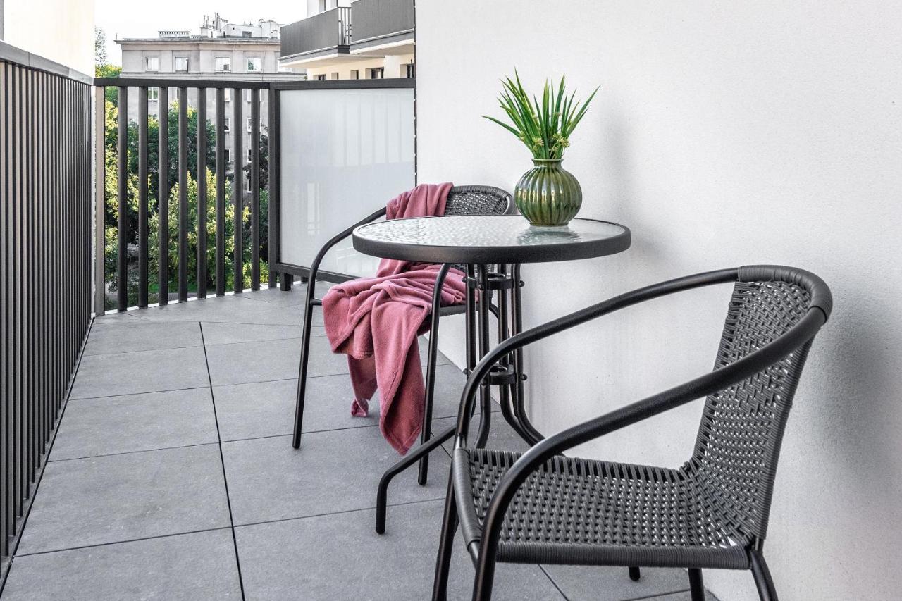 Inpoint Spacious Apartments Near Main Square & Kazimierz District Krakow Exterior photo